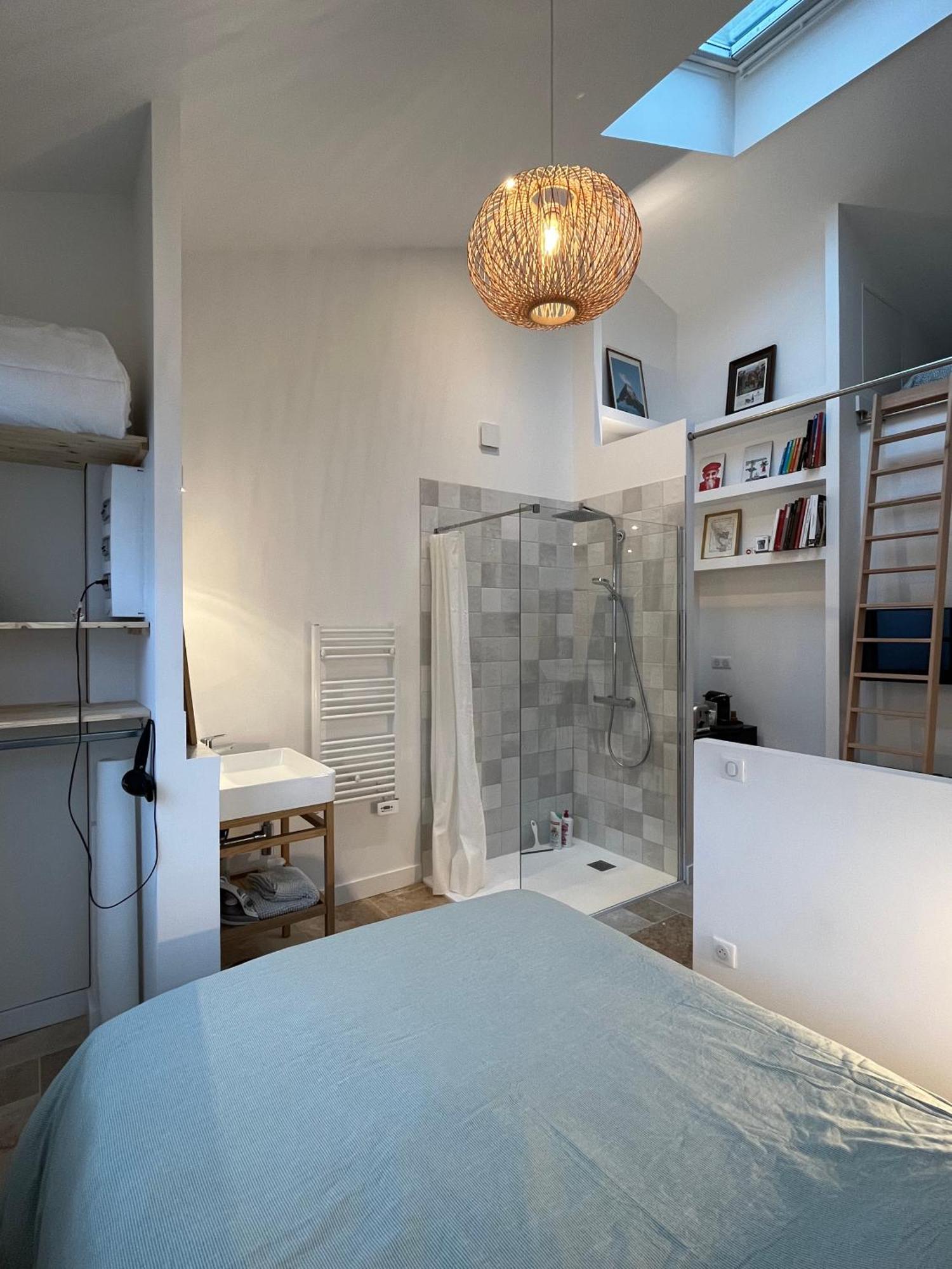 昂古莱姆Loft Avec Terrasse Et Jardin公寓 外观 照片