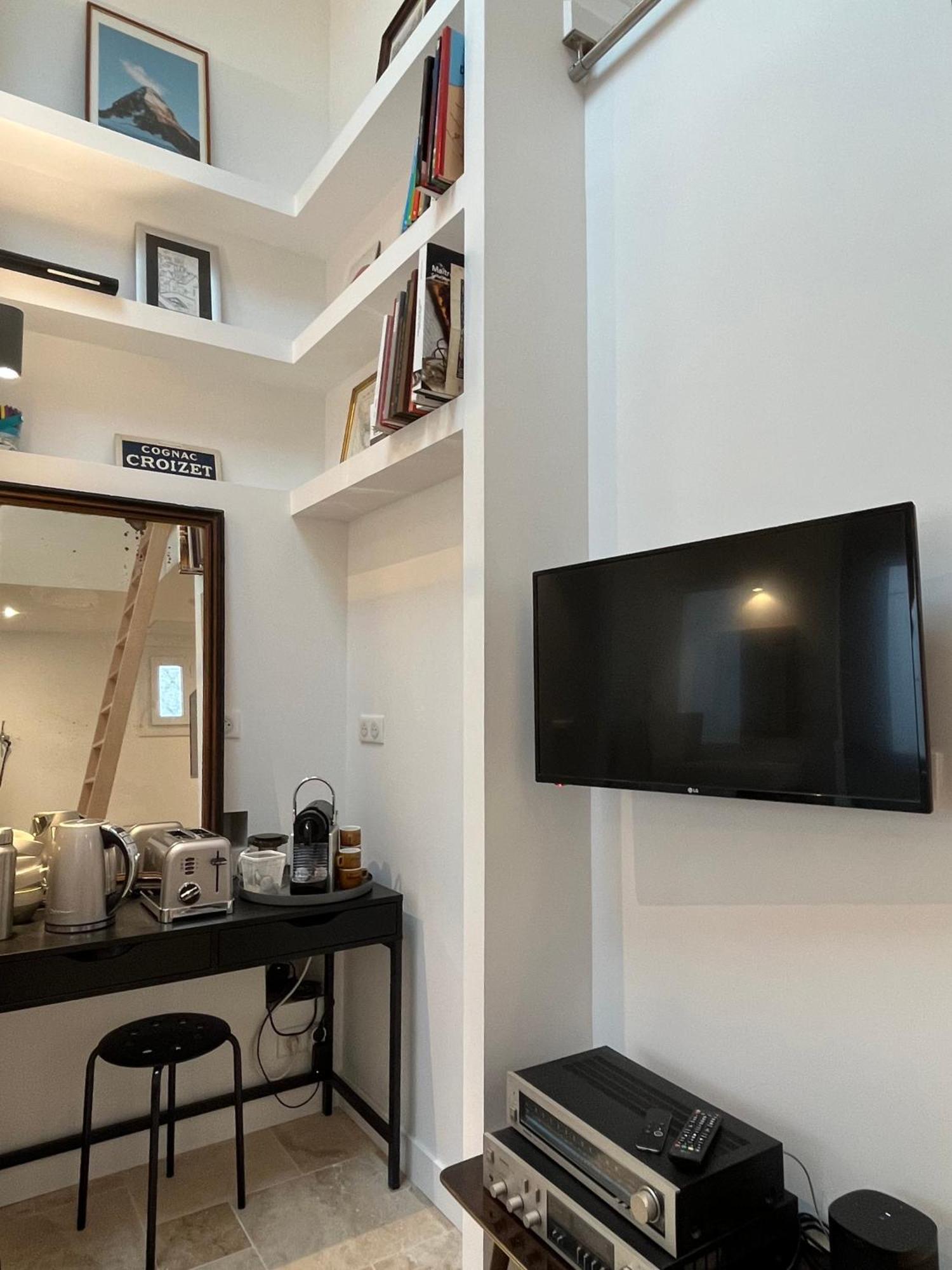昂古莱姆Loft Avec Terrasse Et Jardin公寓 外观 照片